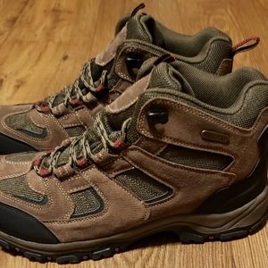 COPY - RedHead Skyline Waterproof Hiking boots sz…